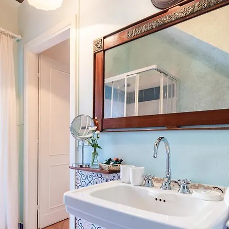 Rivetta 6&2, Emma ヴィラ Rezzonico