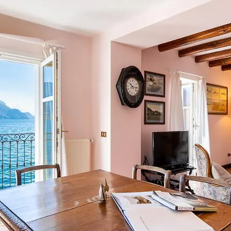 Rivetta 6&2, Emma Villa Rezzonico