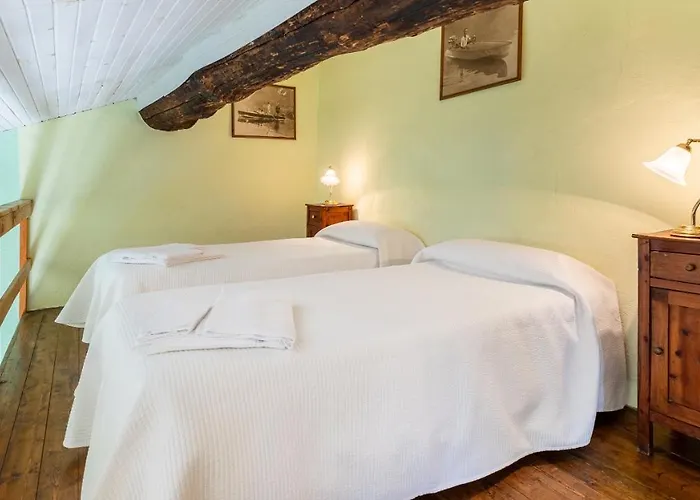 Villa Rivetta 6&2, Emma