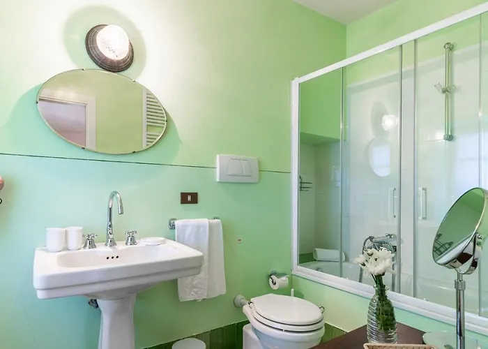 Villa Rivetta 6&2, Emma