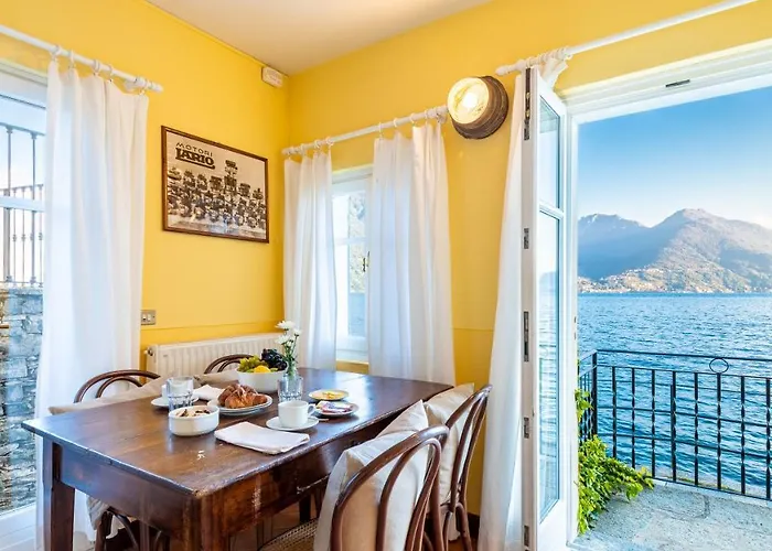 Villa Rivetta 6&2, Emma Rezzonico